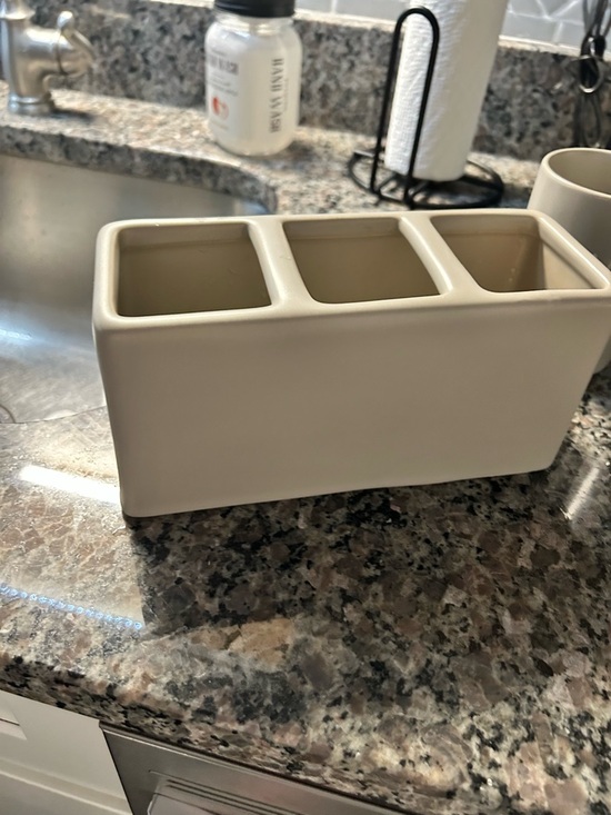 Rae Dunn 3-Piece Bathroom Vanity Set - “SOAP”, RINSE”, & “THINGS” Tray - Picture 12 of 14